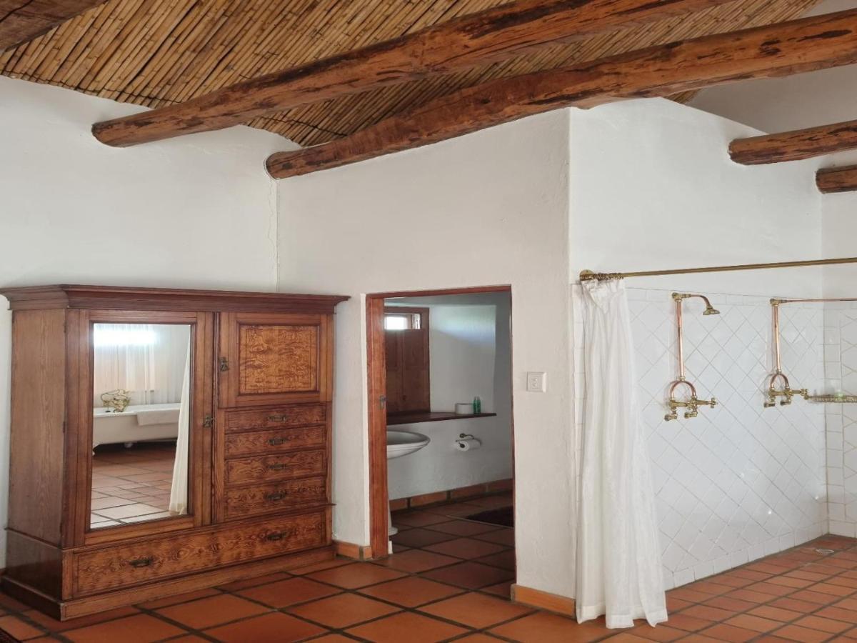 Red Mountain Ridge Karoo Oasis And Guest Farm Apartment Buffelskloof Luaran gambar