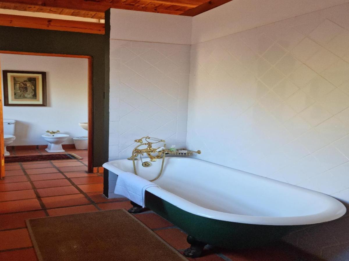 Red Mountain Ridge Karoo Oasis And Guest Farm Apartment Buffelskloof Luaran gambar